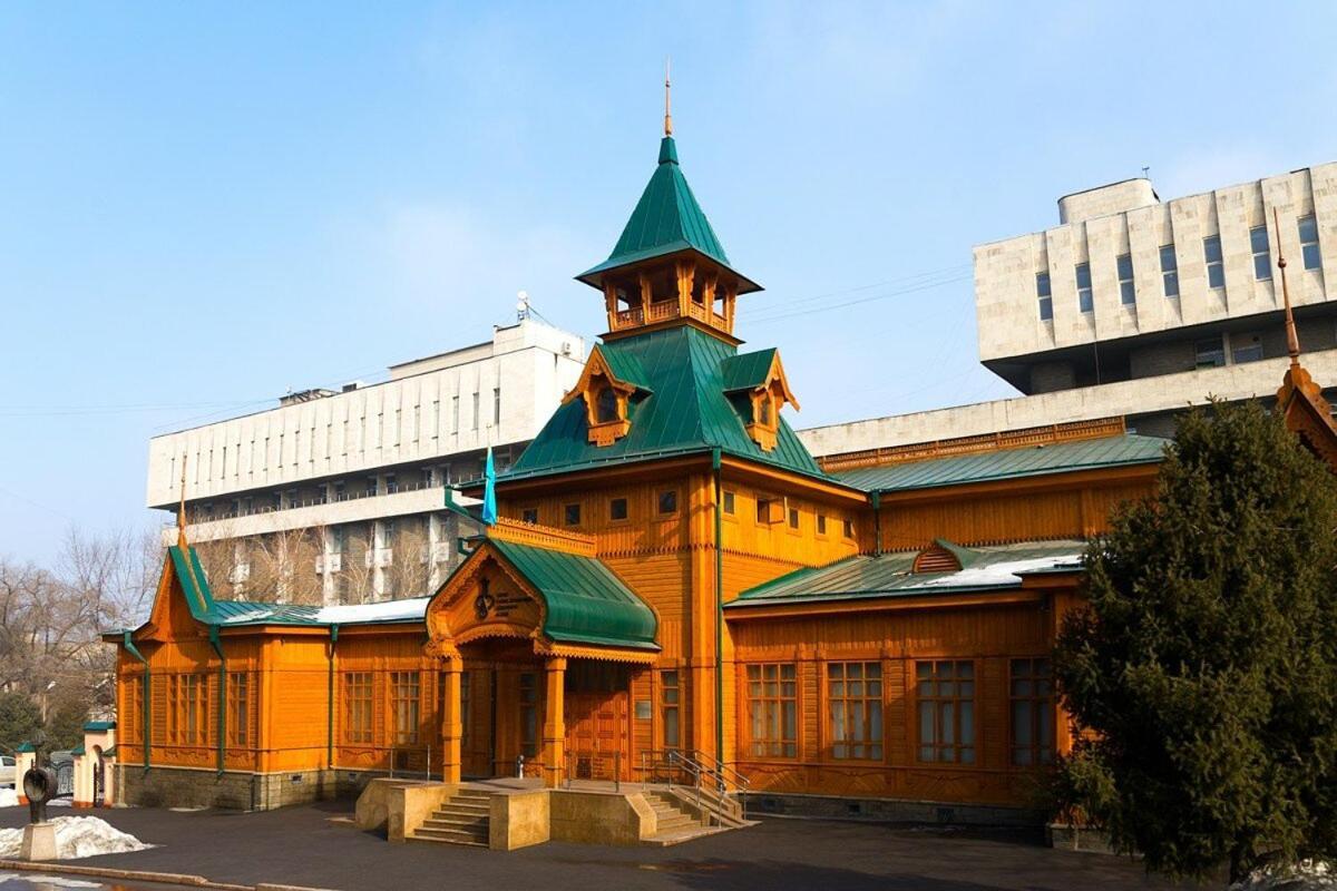 Apartment Nadezhda On The Nauryzbai Batyr 82